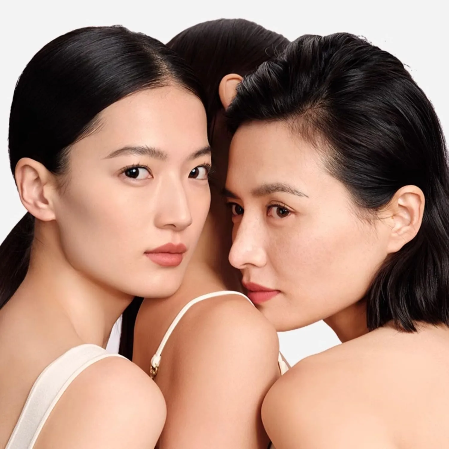 1PC TAASHEE Soft Long Lasting Foundation Liquid Foundation, Taashee Foundation High Coverage Moisturizing Light Weight Liquid Foundation Cream For All Skin Types (105#, 30g)