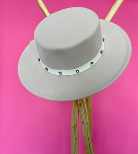 Adriana blush pink hat