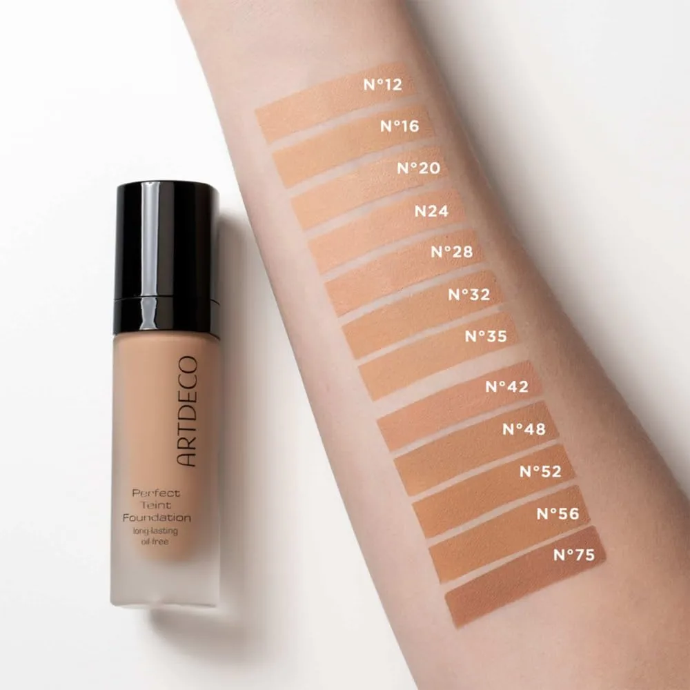 ARTDECO Perfect Teint Foundation - Golden Biscuit N°52 - Lightweight Liquid Formula - Medium to Full Coverage - Without Mask-Like Effect - Conceals Imperfections - Vegan Makeup - Hyaluron - 0.67 Fl Oz
