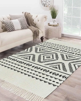 Black Boho Large Runner Rug 4X6 Ft Living Room Area Rug, Washable Woven Throw Carpet with Tassel, Farmhouse Tribe Ethnic Geometric Stripes Non-Shedding Bedroom Office Carpets