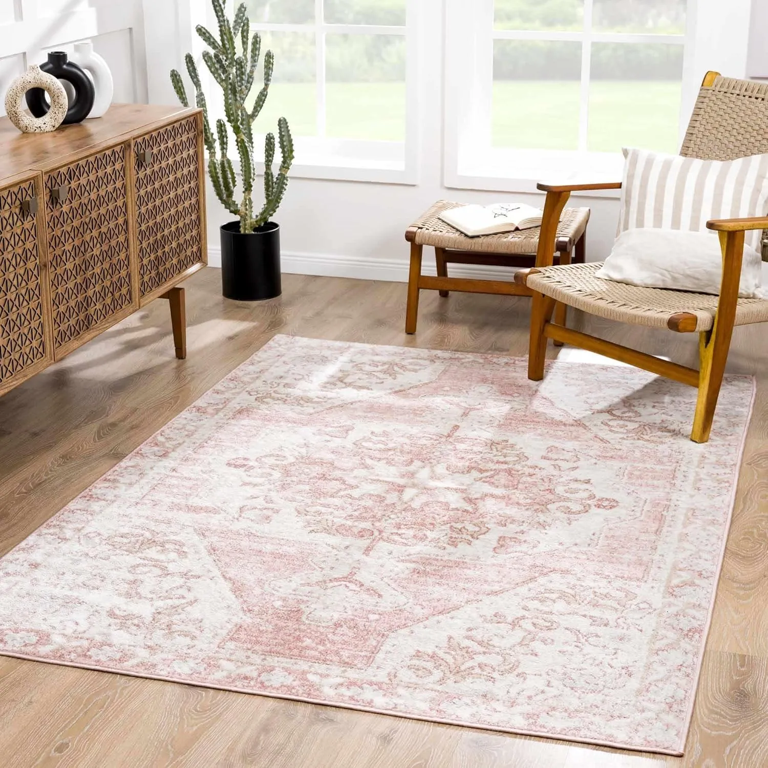Blush & Light Pink Collection Snead Bohemian Oriental Medallion Runner Rug - Traditional Floral Carpet for Hallway, Kitchen - Blush, Pale Pink, Cream - 2'7" x 7'3" Runner