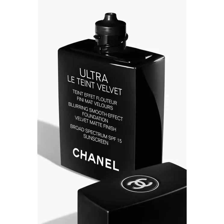 Chanel Ultra Le Teint Velvet Blurring Smooth Effect Matte Foundation SPF 15 - # BR32 1.0 Ounce