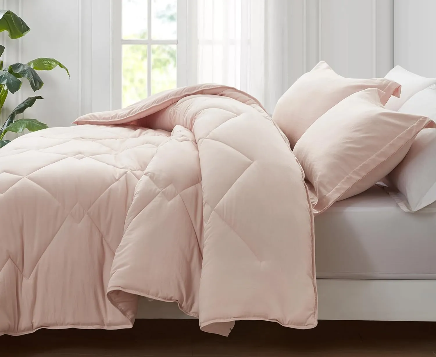 Chezmoi Collection Logan Blush Pink Comforter Set Queen Size 3-Piece Soft Lightweight Stone-Washed Microfiber Comforter Set for All Season (1 Comforter 90x92, 2 Shams)
