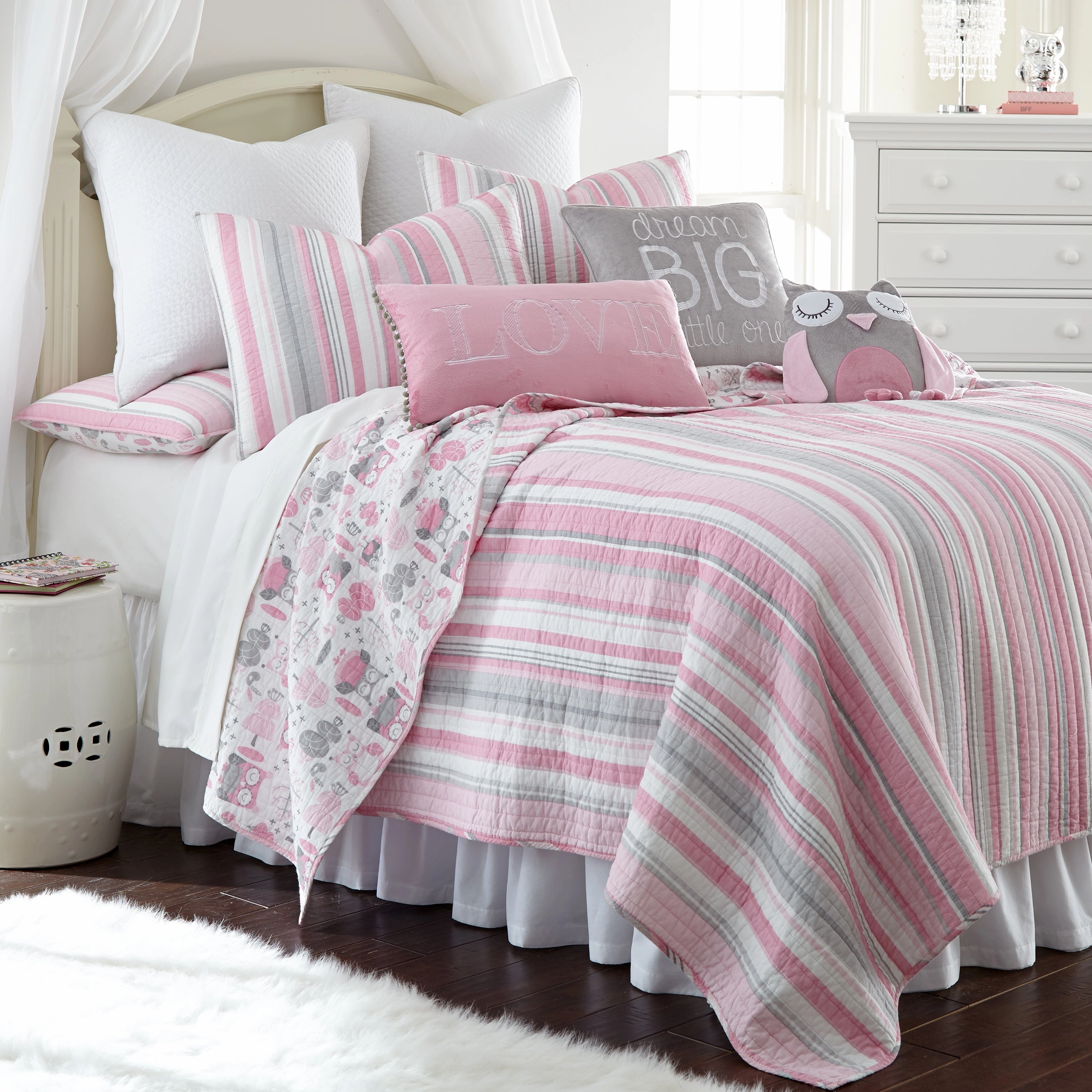 Daniella Owl Pillow