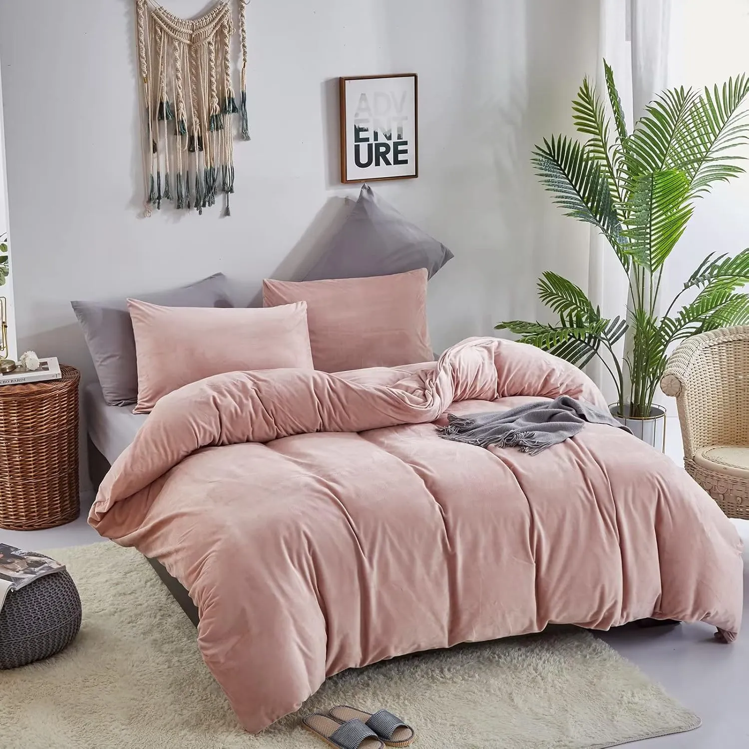 Houseri Velvet Pink Comforter Set Twin Girls Light Pink Fluffy Bedding Comforter Twin Size Kids Blush Pink Sherpa Fuzzy Bedding Sets Flannel Furry Rose Pink Comforter Twin Warm Bed Comforters Blanket