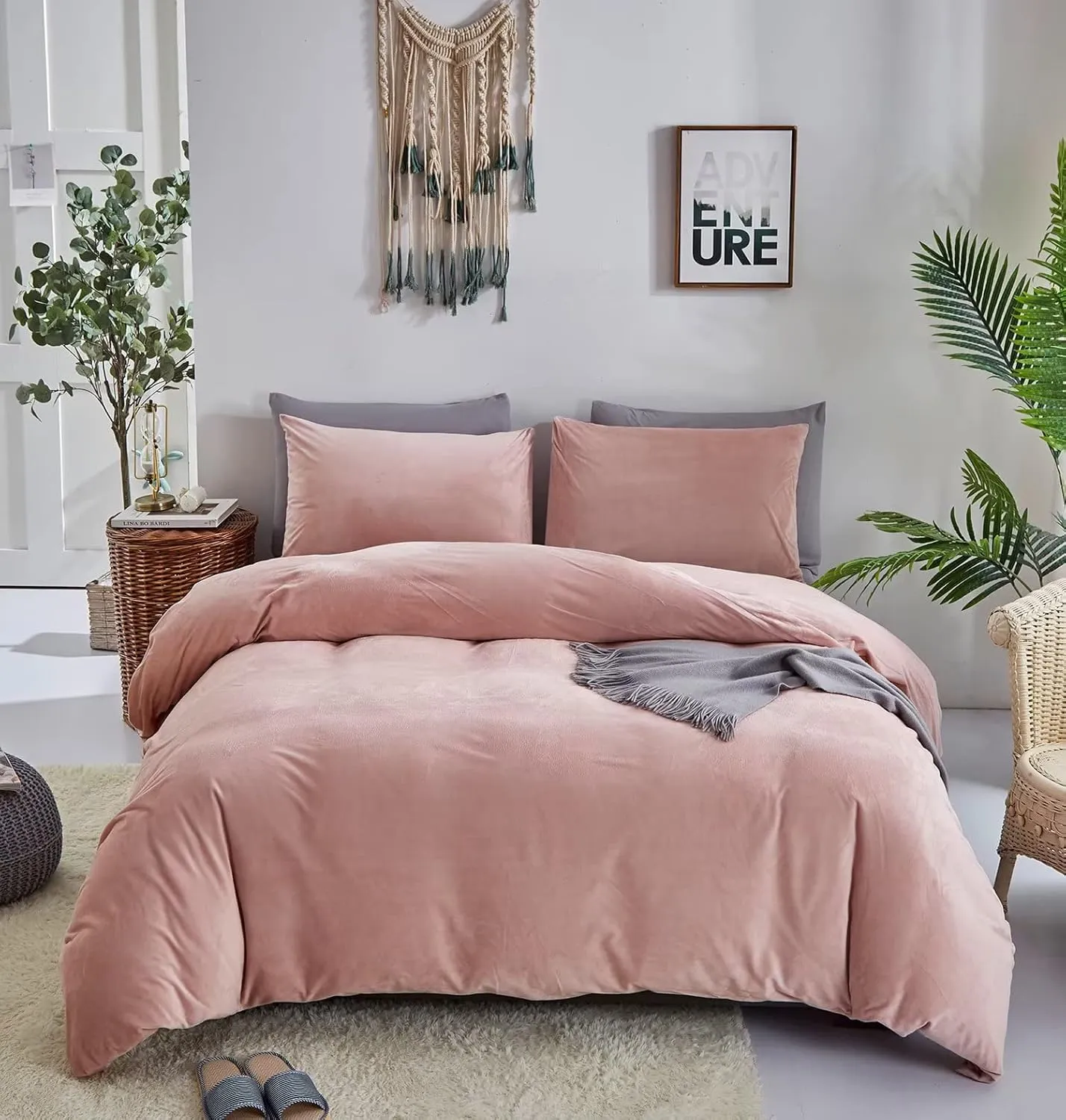Houseri Velvet Pink Comforter Set Twin Girls Light Pink Fluffy Bedding Comforter Twin Size Kids Blush Pink Sherpa Fuzzy Bedding Sets Flannel Furry Rose Pink Comforter Twin Warm Bed Comforters Blanket