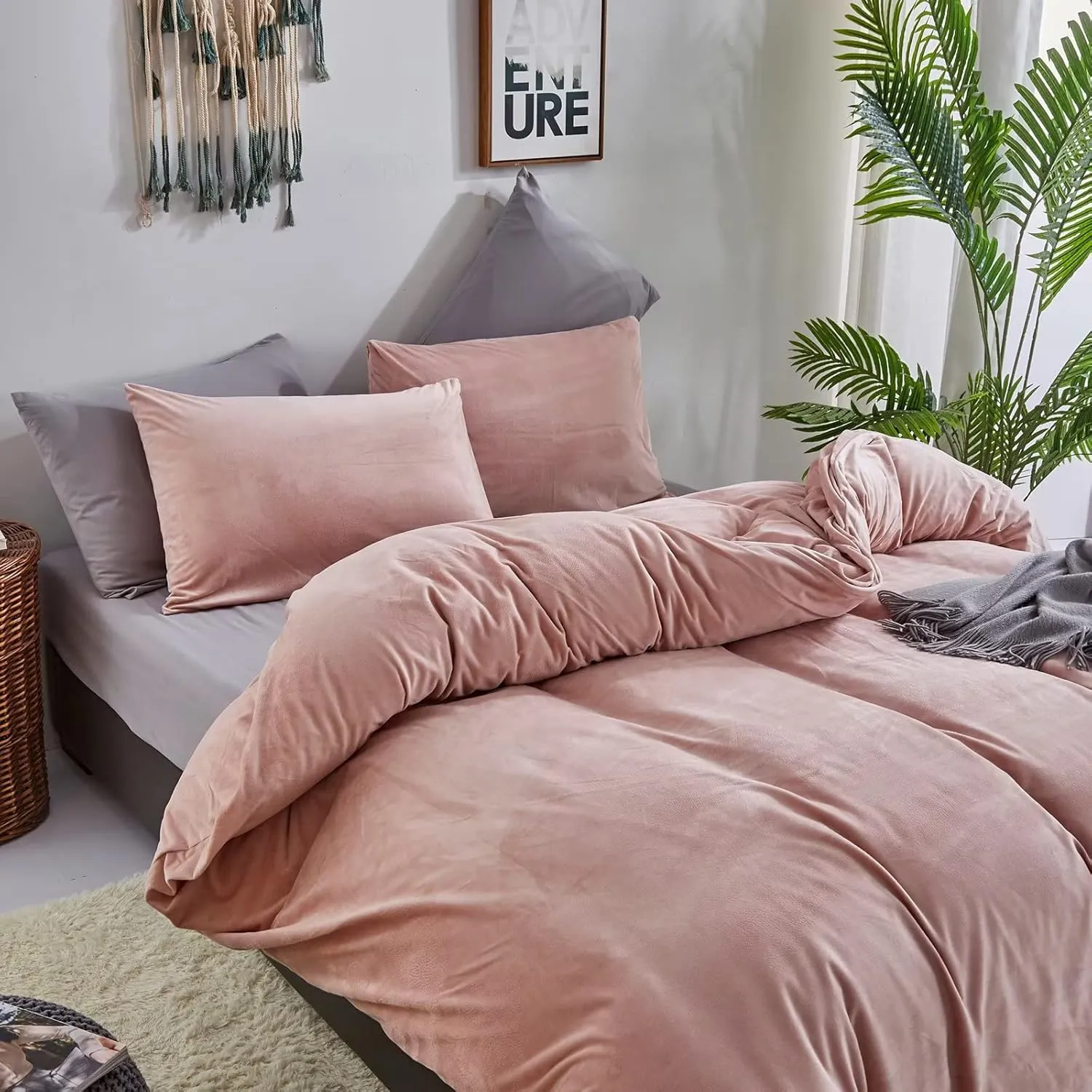 Houseri Velvet Pink Comforter Set Twin Girls Light Pink Fluffy Bedding Comforter Twin Size Kids Blush Pink Sherpa Fuzzy Bedding Sets Flannel Furry Rose Pink Comforter Twin Warm Bed Comforters Blanket