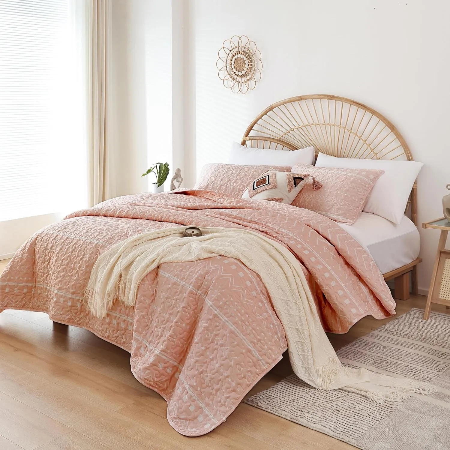 JANZAA Queen Size Quilt Boho Bedding Bedspreads Queen Size Pink Quilt 3PCS with 2 Pillow Cases Reversible Coverlet Bedding Set for All Season