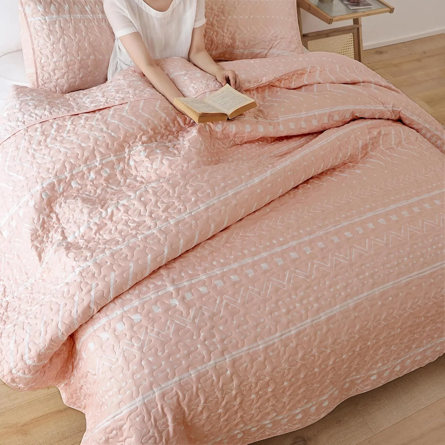 JANZAA Queen Size Quilt Boho Bedding Bedspreads Queen Size Pink Quilt 3PCS with 2 Pillow Cases Reversible Coverlet Bedding Set for All Season