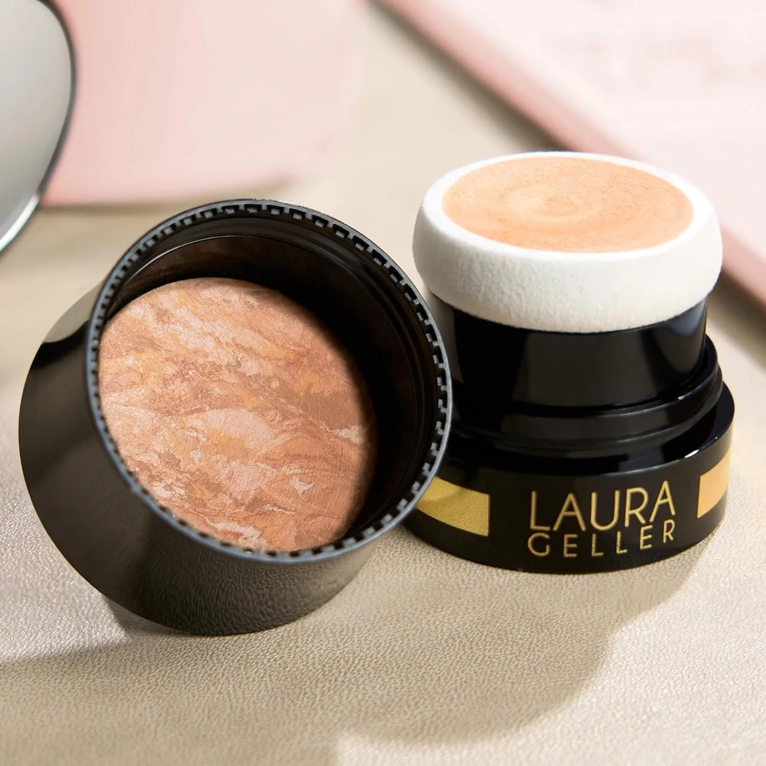 LAURA GELLER NEW YORK Baked Balance-n-Glow To Go Travel Size Illuminating Foundation - Porcelain - Buildable Sheer to Light Coverage - Satin Finish