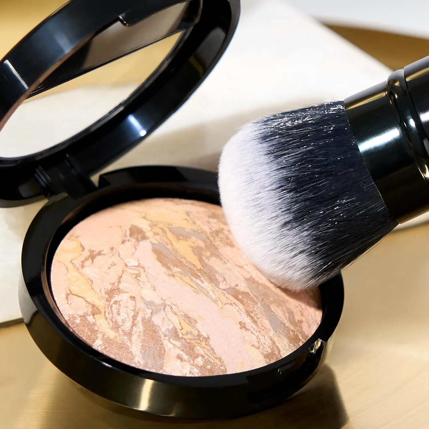 LAURA GELLER NEW YORK Laura's Must-Haves Kit 3pc: Baked Balance-n-Brighten Powder Foundation, Deep   Spackle Skin Perfecting Makeup Primer, Hydrate   Airbrush Round Kabuki Brush