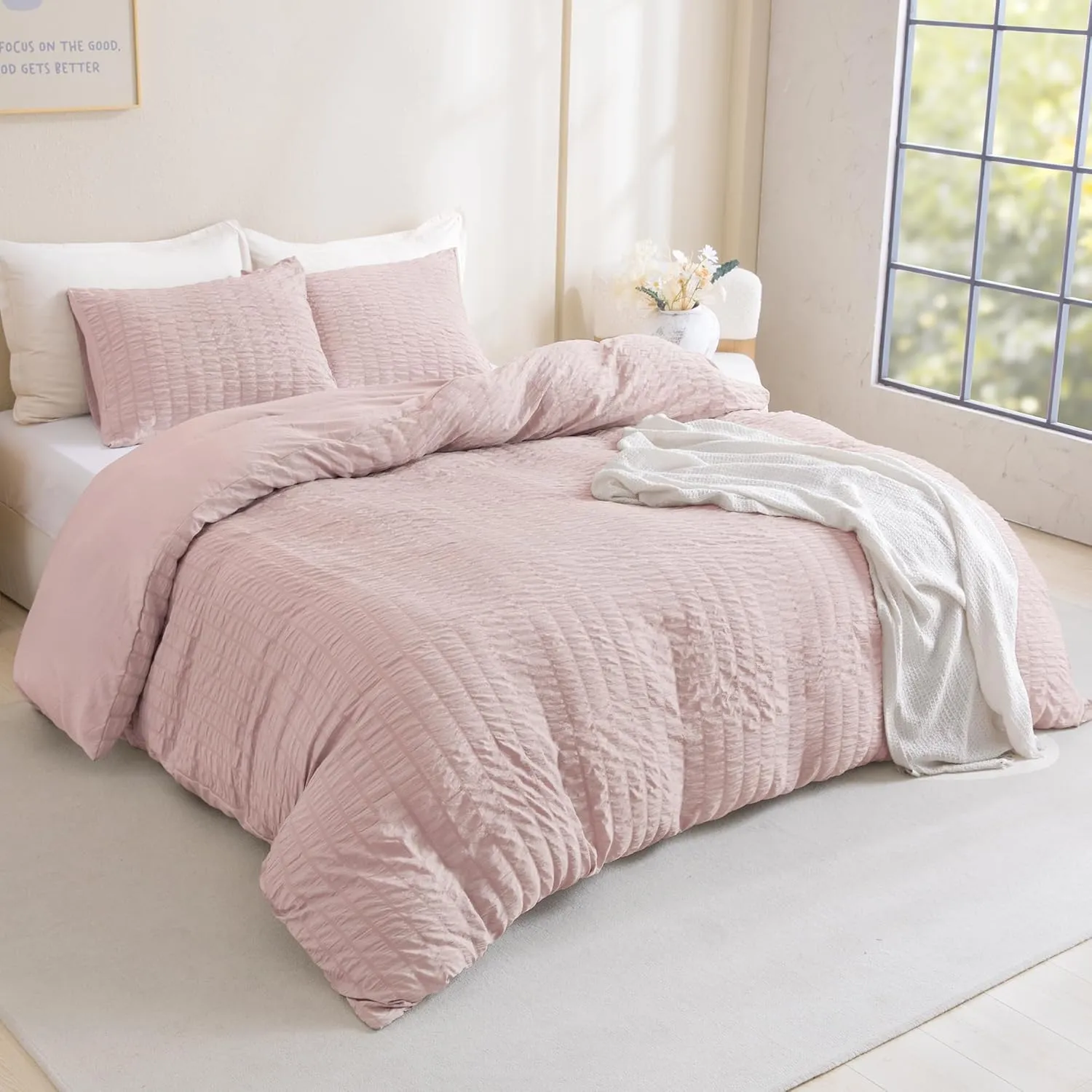 Litanika Pink Queen Size Comforter Set, 3 Pieces Blush Girls Women Lightweight Summer Seersucker Bedding Set & Collections, Soft Cute Bed Set (90x90In Comforter & 2 Pillowcases)
