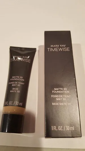 Mary Kay TimeWise Luminous 3D Foundation 1 Fl oz. / 30 ml - Beige C 120