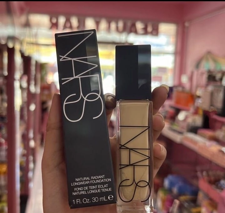 NARS high coverage foundation Natural Radiant Longwear Foundation 40 ml