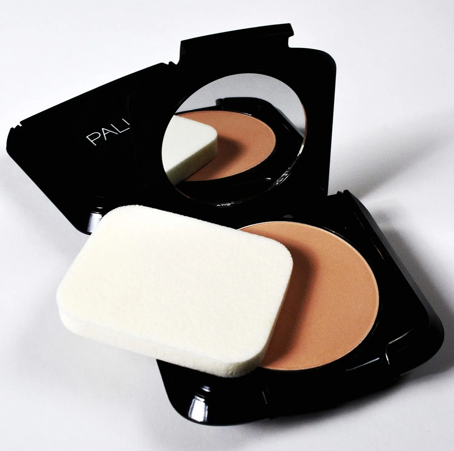 Palladio Dual Wet and Dry Foundation with sponge and Mirror, Squalane Infused, Apply Wet for Maximum Coverage or Dry for Light Finishing and Touchup, Minimizes Fine Line, All day Wear, Natural Clary
