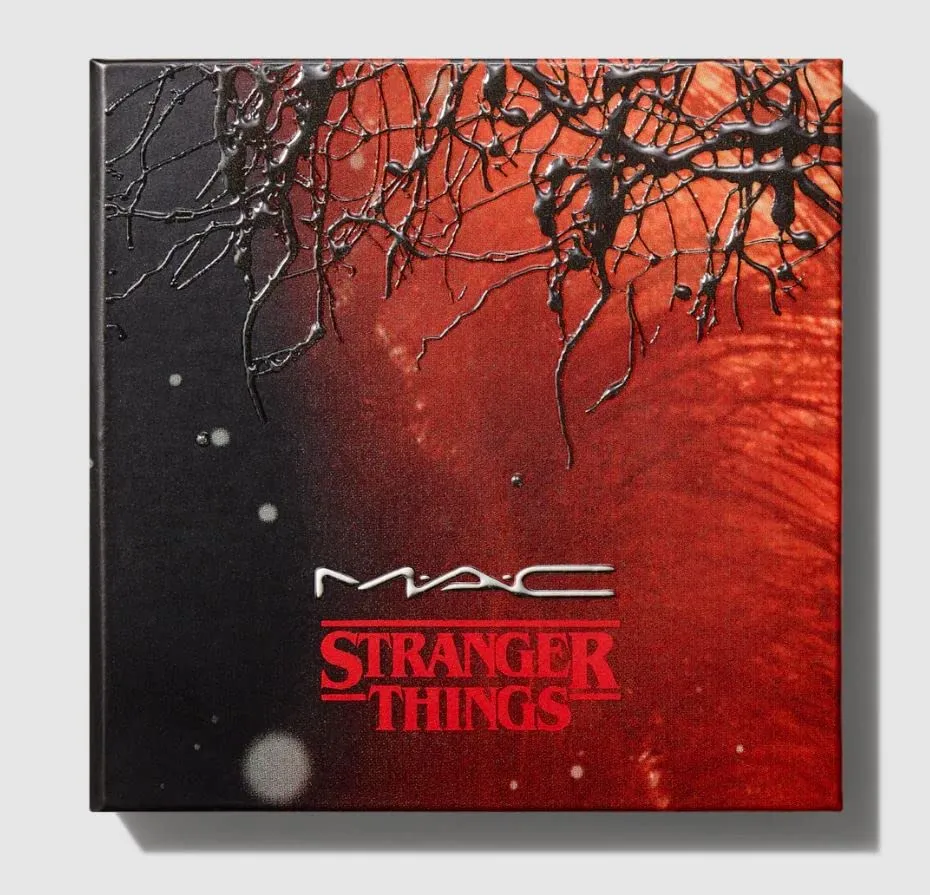 STRANGER THINGS X M.A.C. LIMITED EDITION POWDER BLUSH - HE LIKES IT COLD, 1 Ounce (Pack of 1)