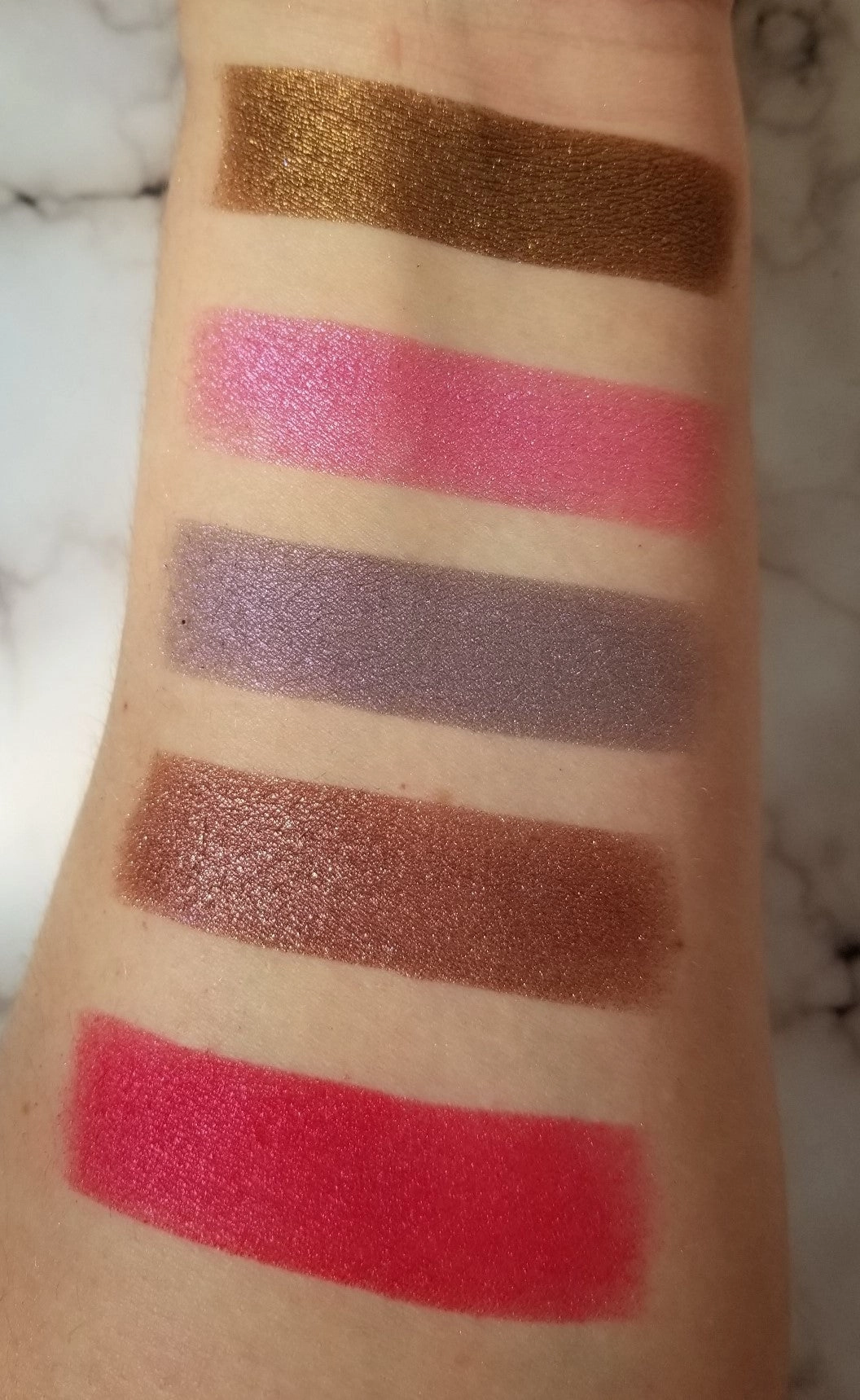 XOXO Pressed Eyeshadow