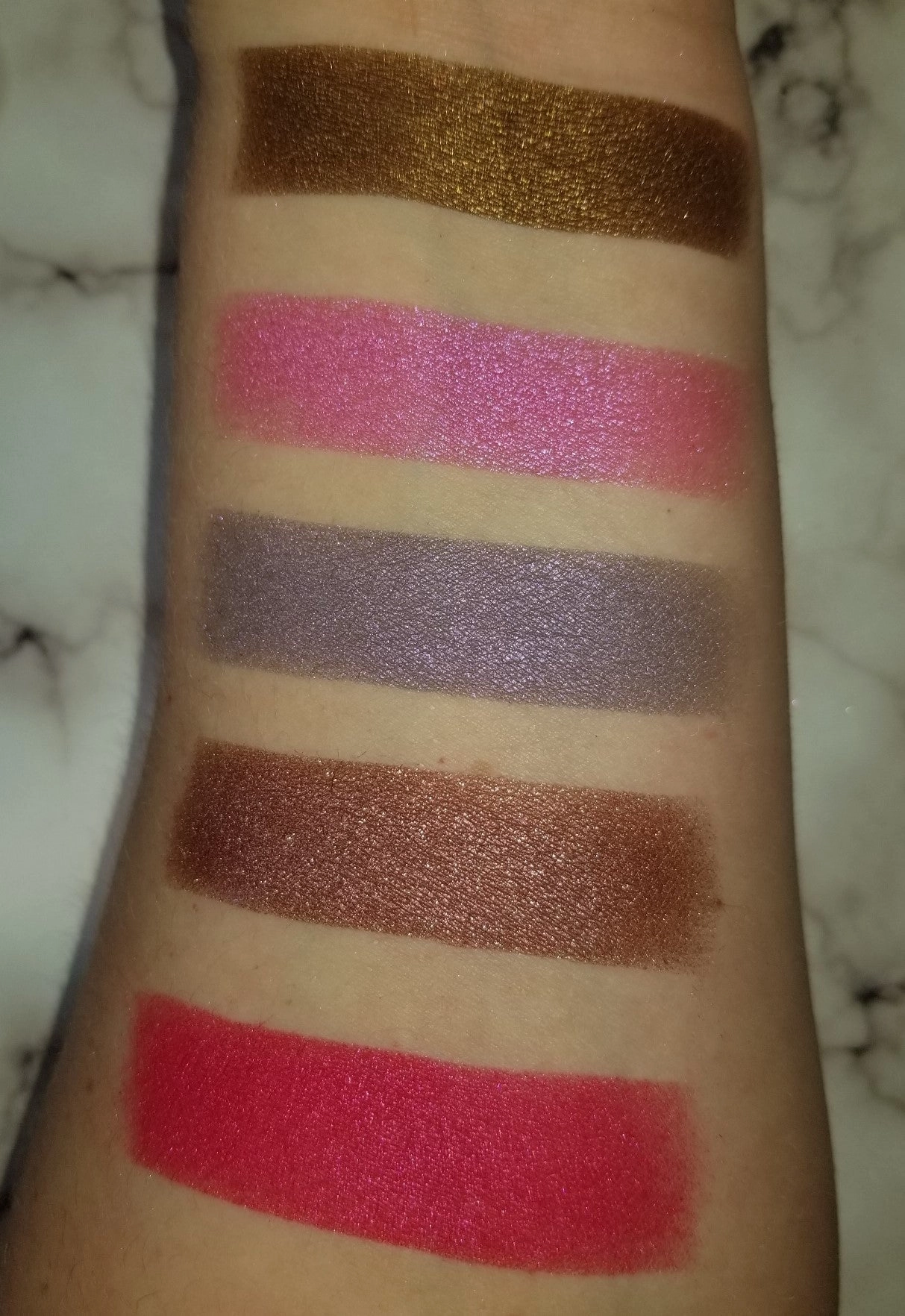 XOXO Pressed Eyeshadow