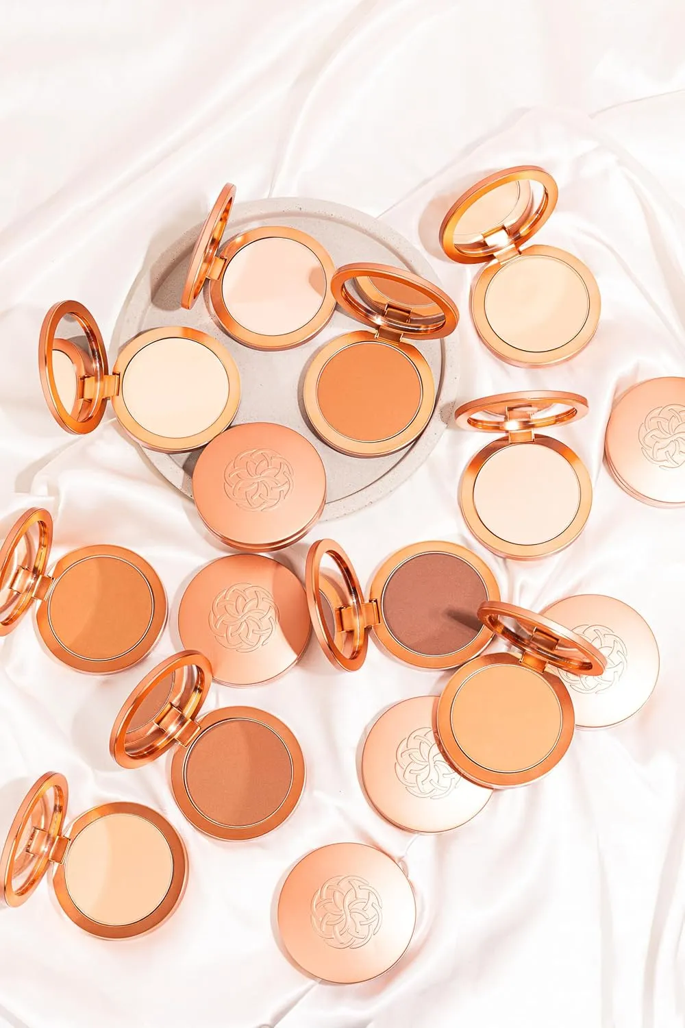 YENSA Super Serum Silk Powder Foundation - Matte Foundation Makeup to Blur and Smooth Pores - Provides a Radiant and More Even Skin Tone for a Natural, Healthy Glow - Tan 1 (0.35 oz)